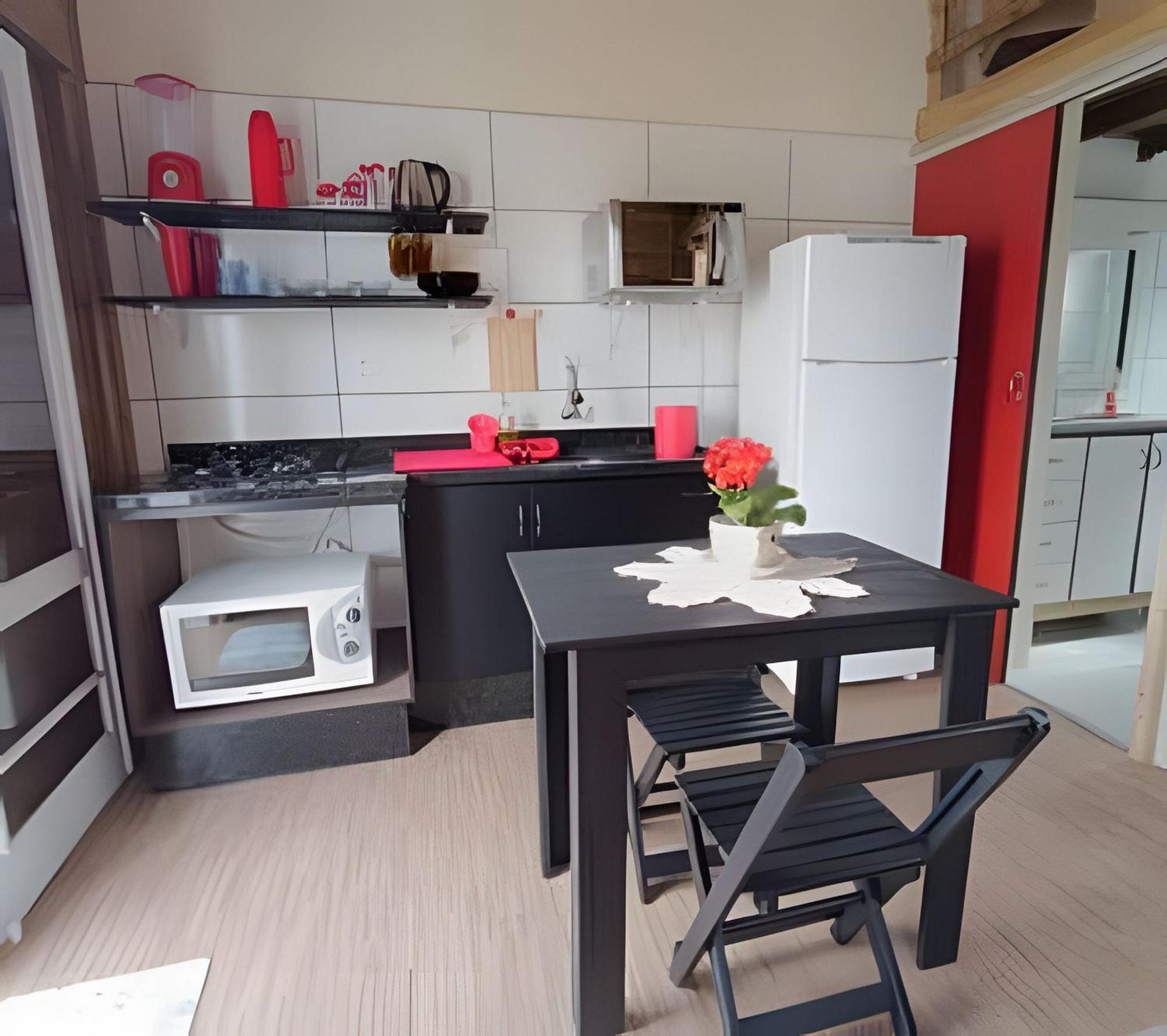 Chalé Casa Perto Melhores Praias Florianopolis, 8 Pessoas, Ar Condicionado, Tv, Wifi, Cozinha Completa, Lavanderia,